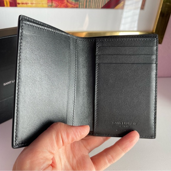 YSL Saint Laurent Green and Black Animal Print Card Holder - Leopard - Picture 9 of 15